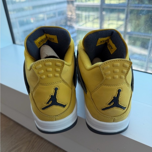 Jordan Yellow and Black Sneakers - Picture 2 of 4